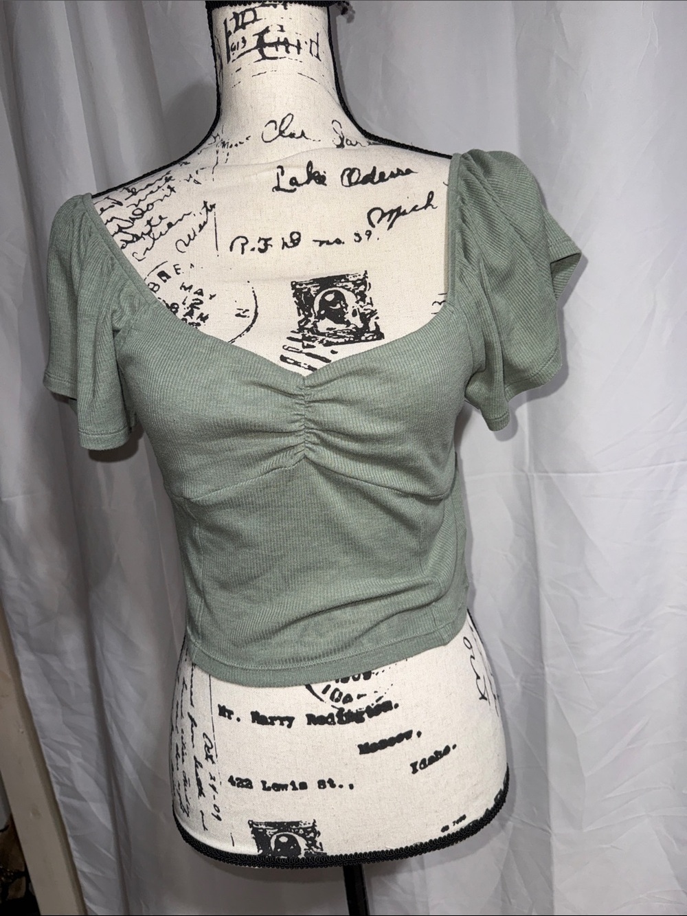 American Eagle Outfitters Sage Green Off-Shoulder Ribbed Crop Top